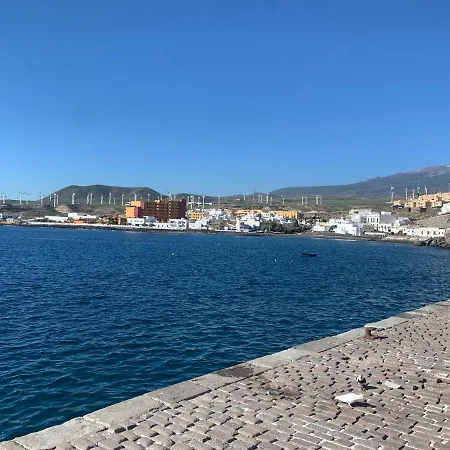 Apartamento Casa Abona, Precioso Atico Con Wifi Gratis Y Vistas Increibles Al Mar Y La Montana La Sabinita